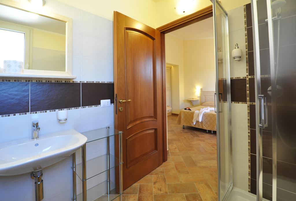 Affittacamere B&B La Villa Dei Graniti Villasimius Rom bilde