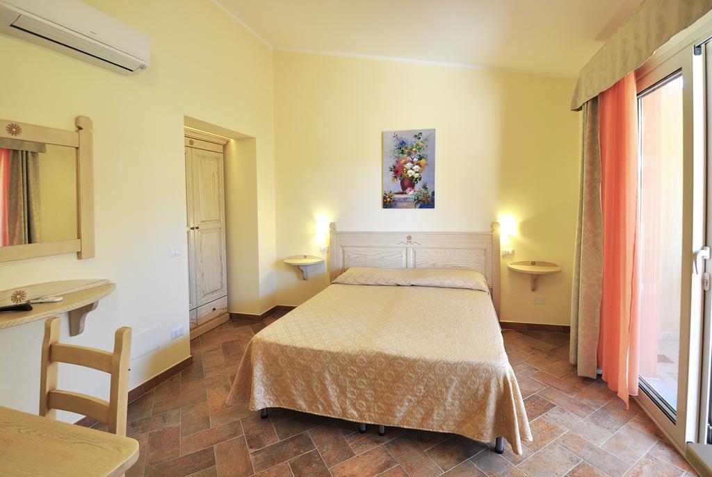 Affittacamere B&B La Villa Dei Graniti Villasimius Rom bilde