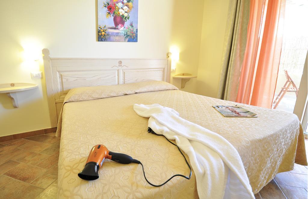 Affittacamere B&B La Villa Dei Graniti Villasimius Rom bilde