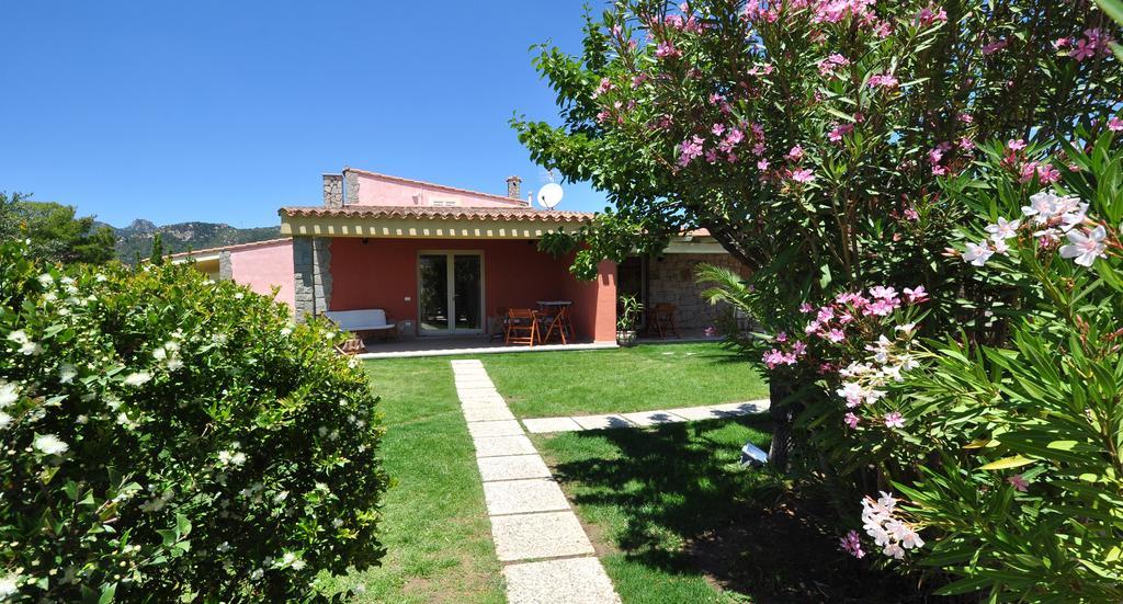 Affittacamere B&B La Villa Dei Graniti Villasimius Eksteriør bilde