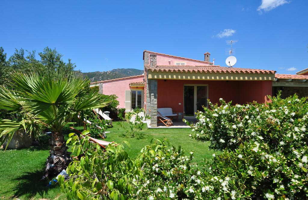 Affittacamere B&B La Villa Dei Graniti Villasimius Eksteriør bilde