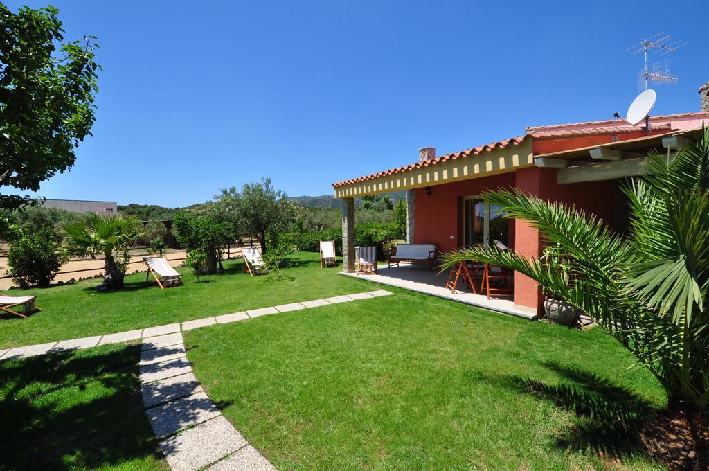 Affittacamere B&B La Villa Dei Graniti Villasimius Eksteriør bilde